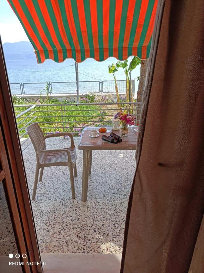 شقة Rania'S House Méthana المظهر الخارجي الصورة